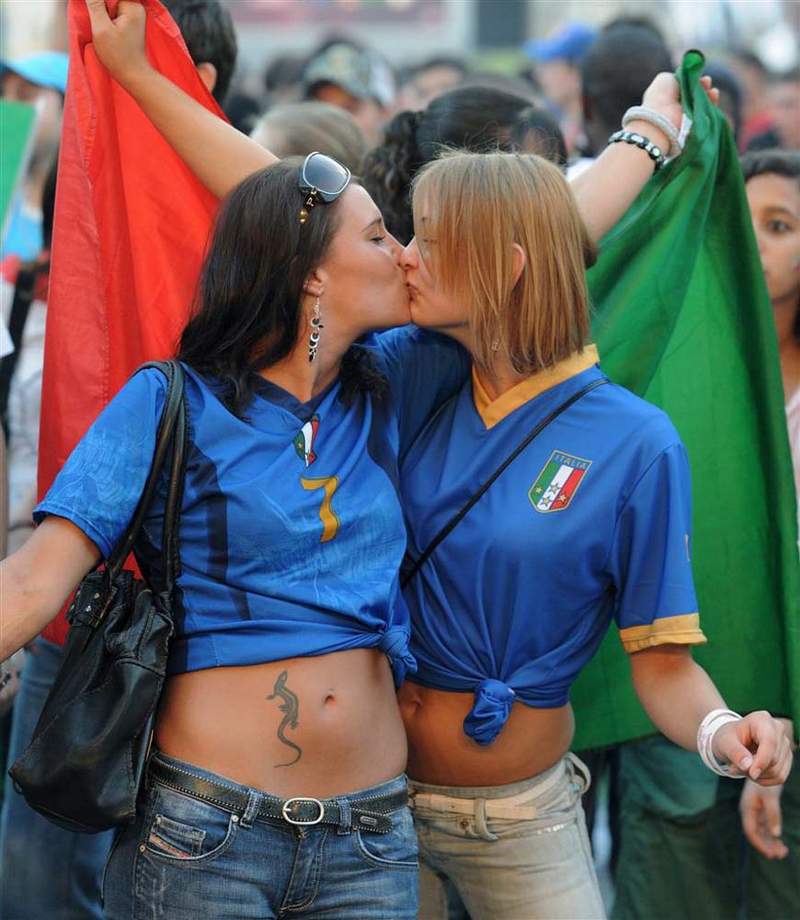 Italian dress free porn photos
