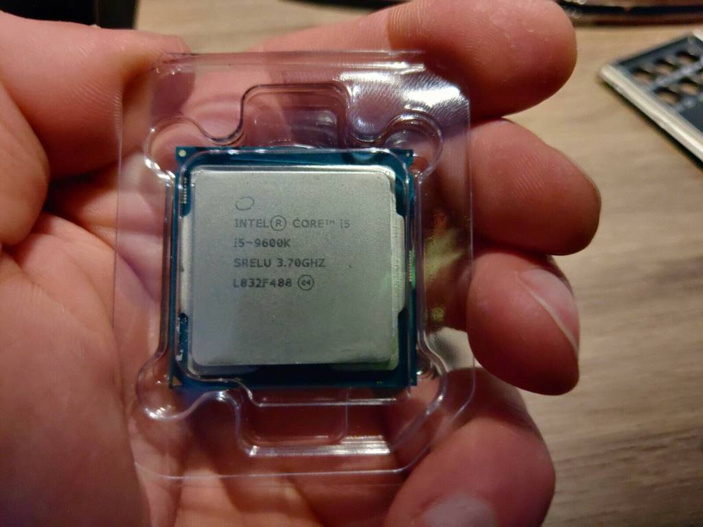 I5 9600f. I5 9600k. Intel Core i5-9600k (OEM). I7 9600k. I9 9600к OEM.
