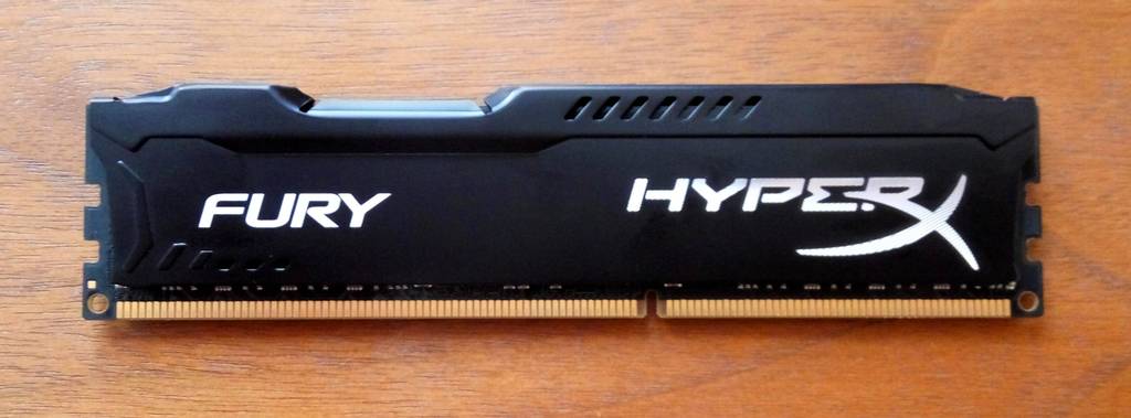 Имя модуля. Kingston HYPERX khx1866c10d3. Kingston HYPERX khx1600c10d3/4g. Dimm1: Kingston HYPERX khx1600c10d3/8g. Dimm3: Kingston HYPERX khx2400c15/8g.