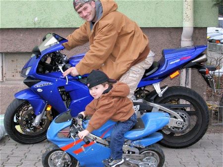 2004_honda_cbr600rr_like_father_like_son.jpg