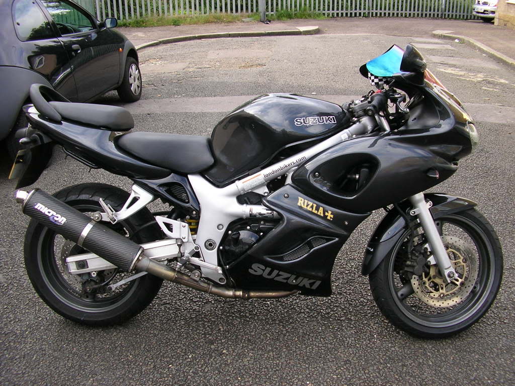 JonnyNitrosSV650S002.jpg