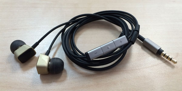 140613_AE_in_ear_phones.jpg