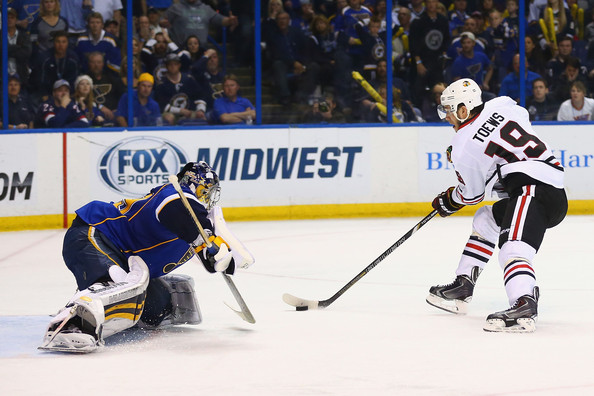 Jonathan_Toews_Chicago_Blackhawks_v_St_Louis_znMvpqn9kRTl__1_.jpg
