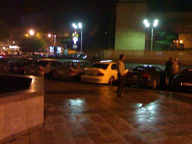 23102008982_small.jpg