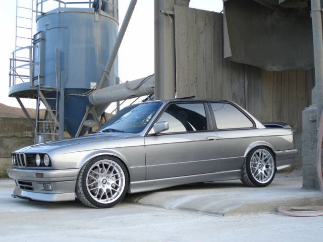 bmw_3er_1983_coupe_2165274827_1600__640x480_.jpg