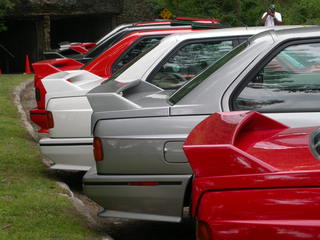 rsz_1bmw_e30_m3s_tails_lined_up.jpg