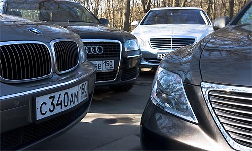 __Audi_A8BMW_Series_7Lexus_LS_SeriesMercedes_S_Class__testdrv_01_25016.jpg