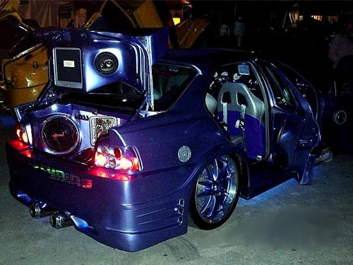 bmw_super_tunadaa.jpg