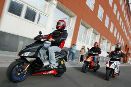 ScooterApriliaSR50group.jpg