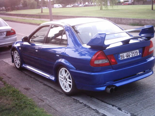 lan01evo602.jpg