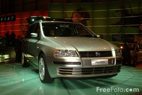 29_10_1___Fiat_Stilo__Birmingham_International_Motor_Show_2002_web.jpg