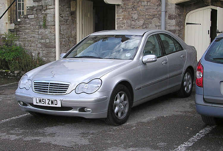 Mercedes_c220_thornbury_arp_750pix.jpg