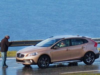 volvo_xc40.jpg