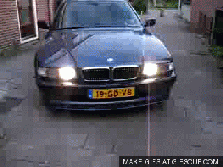 bmw_e38_o.gif