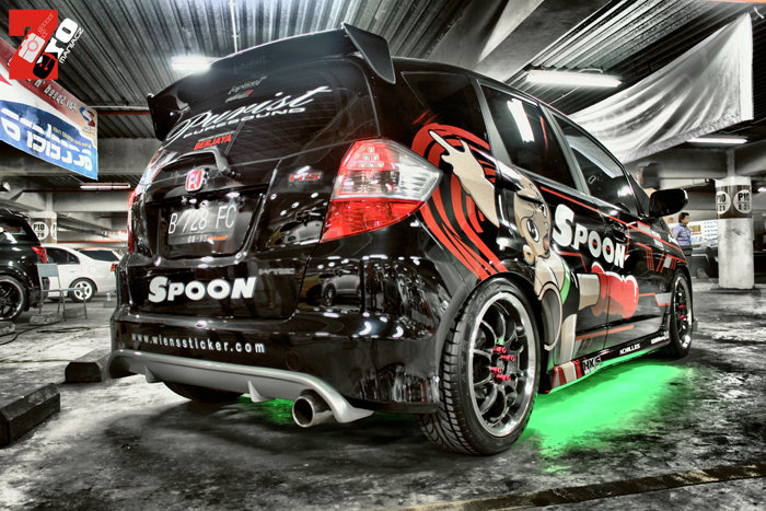 Honda_Jazz_Modification_Black_1.jpg