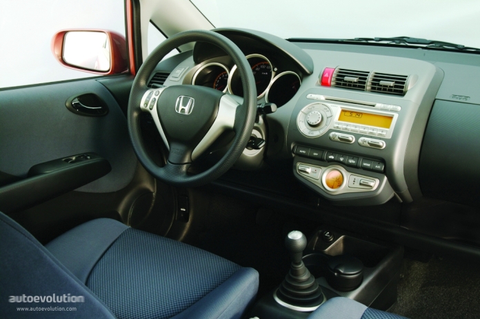 HONDAJazz_Fit_3070_6.jpg