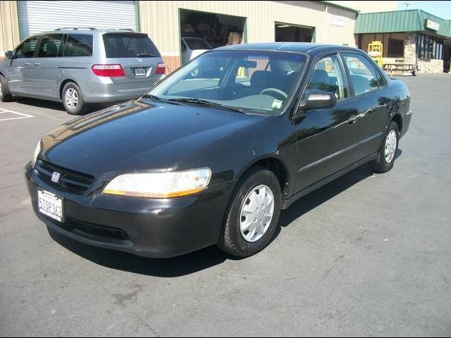 1998_honda_accord_dx_13766651.jpg