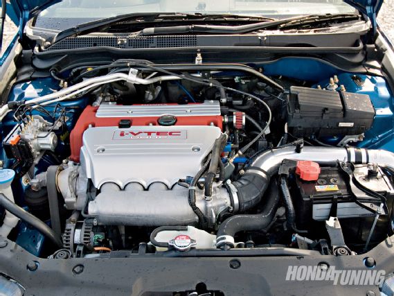 htup_0904_07_o_2004_honda_accord_euro_r_euro_r_k20a.jpg