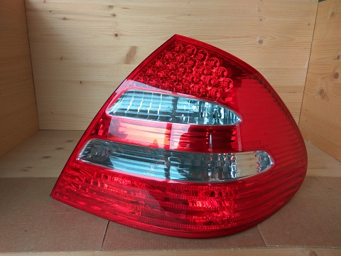 W211.jpg