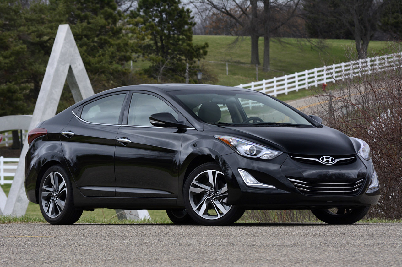 01_2014_hyundai_elantra_review_1.jpg
