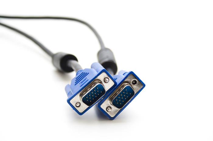 3820monitor_cable.jpg