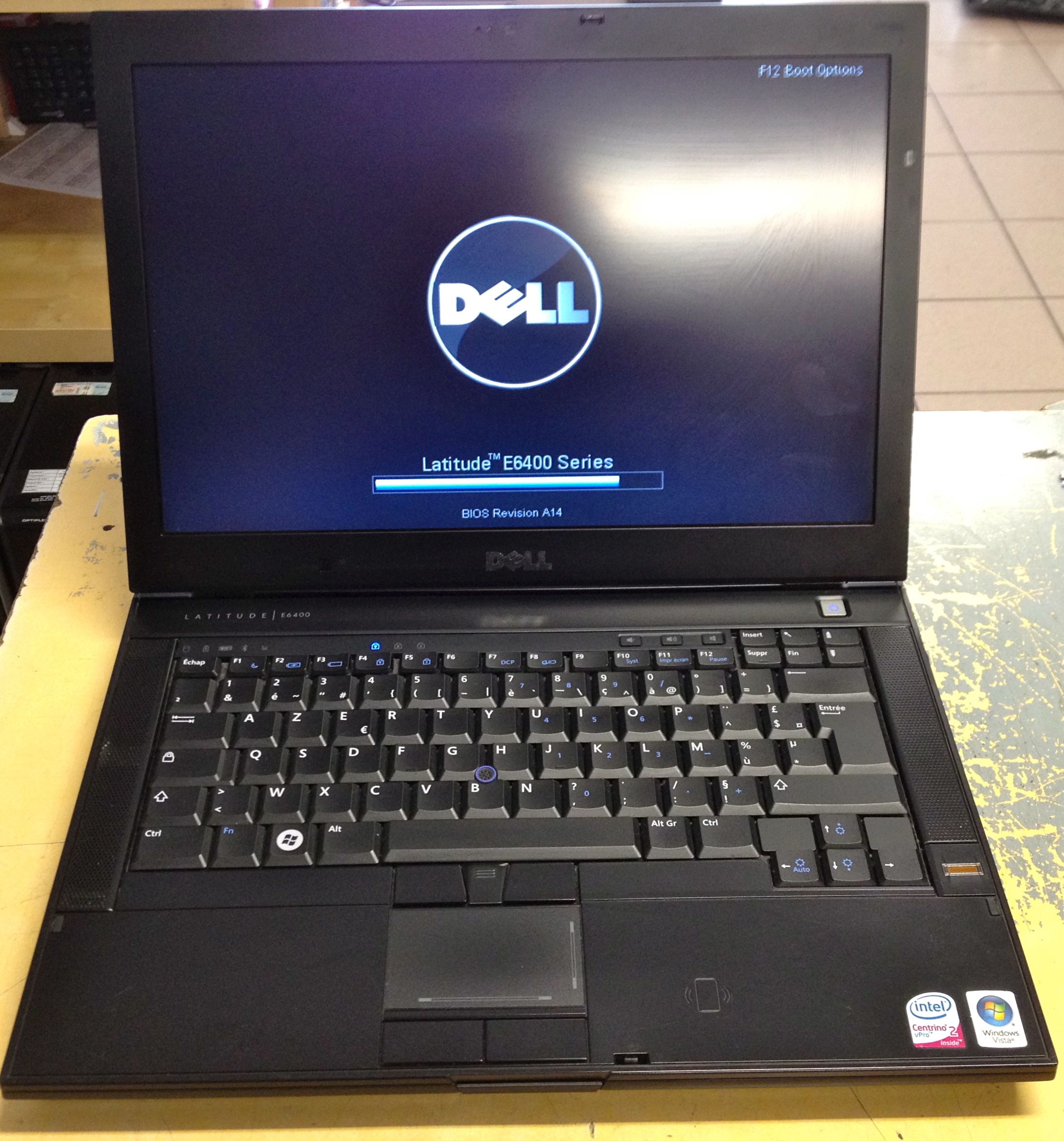 Dell intel. Dell Latitude e6400. Ноутбук dell Latitude e6400. Dell Latitude 6400. Ноутбук dell Core 2 Duo.