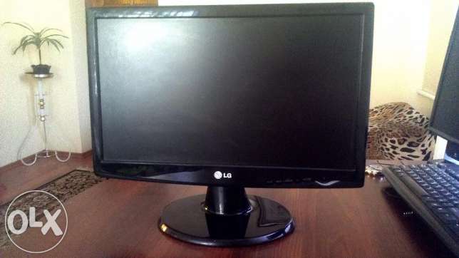 237555218_1_644x461_monitor_185_lg_electronics_w1943ss_pf_black_ternopl.jpg