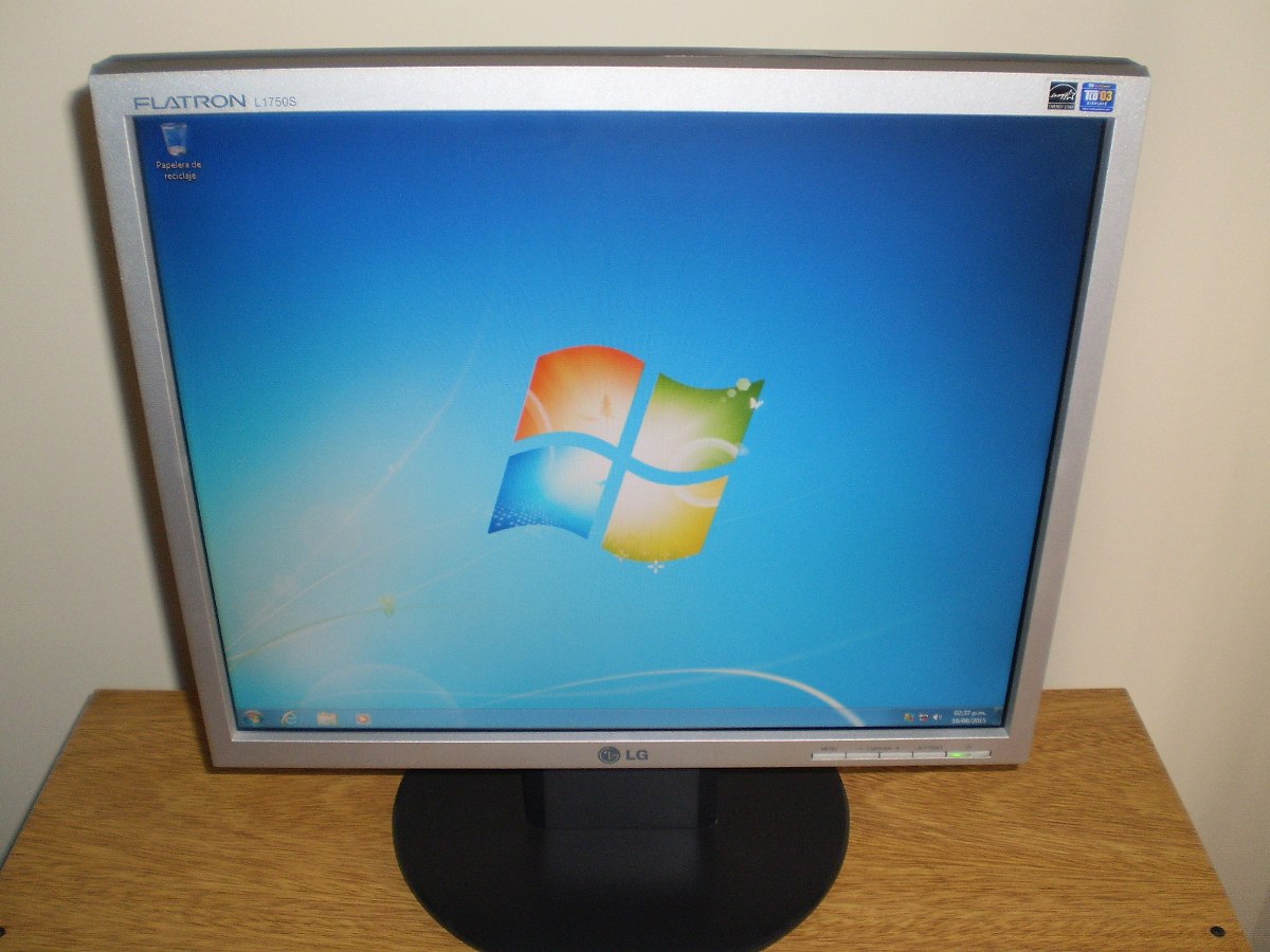 monitor_17_pulgadas_lg_flatron_l1750s_igual_a_nuevo_en_caja_588901_MLA20437543007_102015_F.jpg