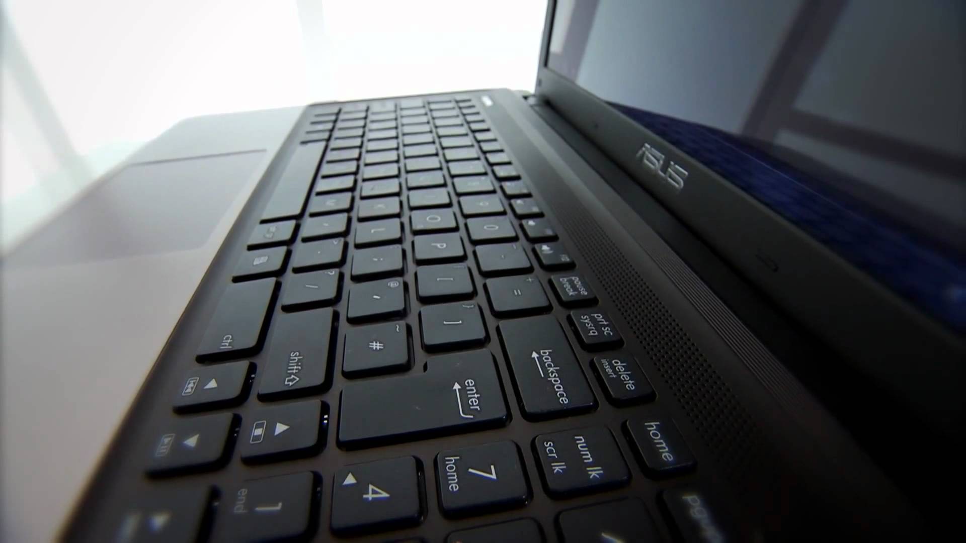 asus.jpg