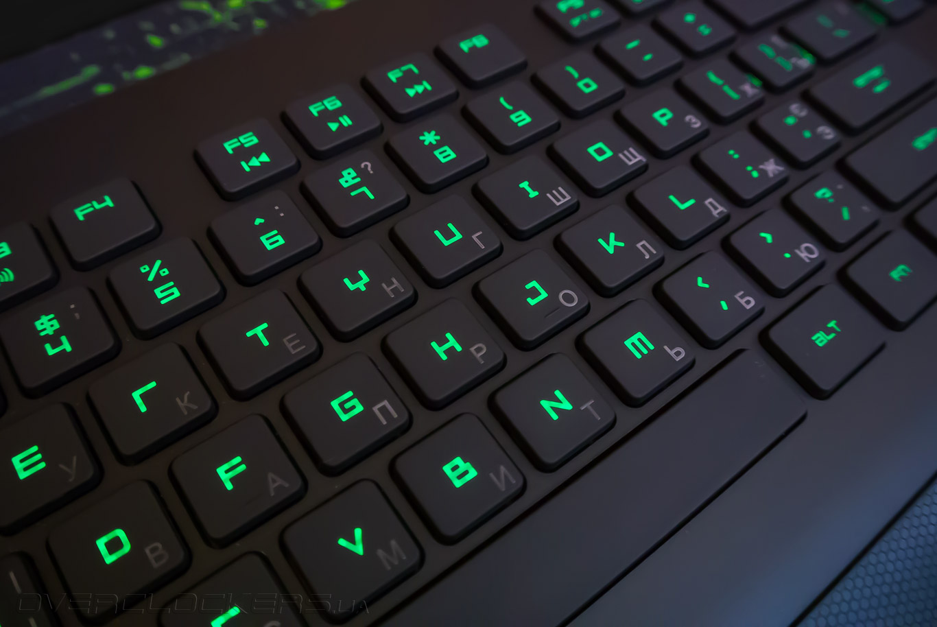 17_big_razer_deathstalker_ultimate.jpg