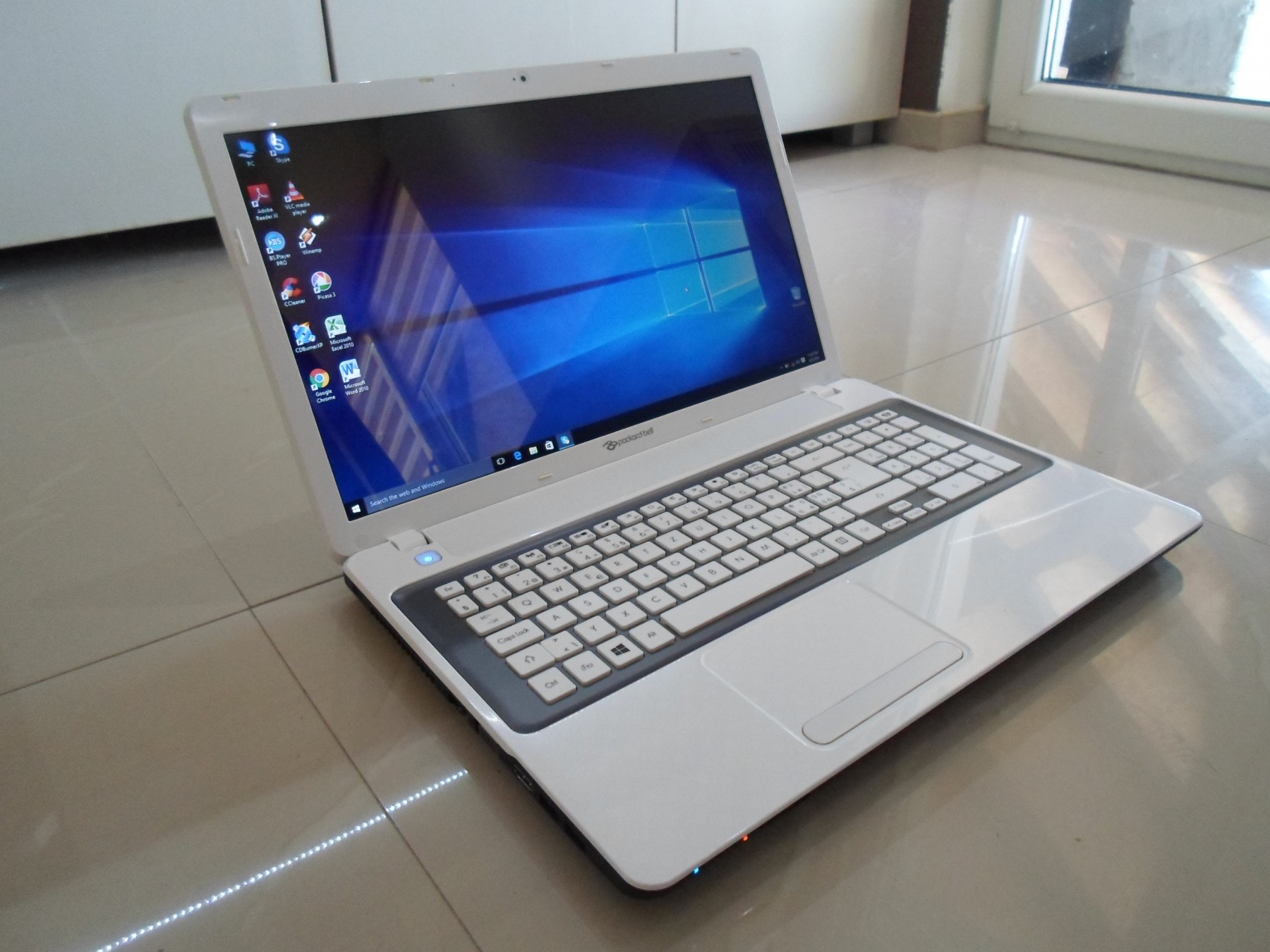 Packard_Bell_Intel_i7_3610QM_8GB_254GB_SSD_slika_O_49902057.jpg