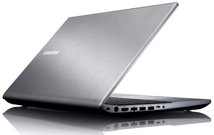 Samsung_Series_7_Chronos_laptop_02_17.jpg