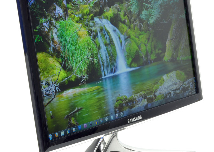 samsung_bx2450_e4_800x533_c.jpg