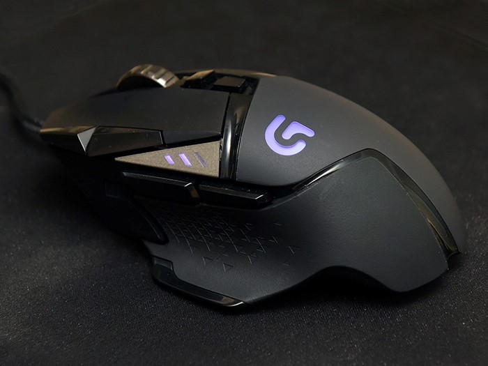 logitech_g502_proteus_spectrum_side_light.jpg