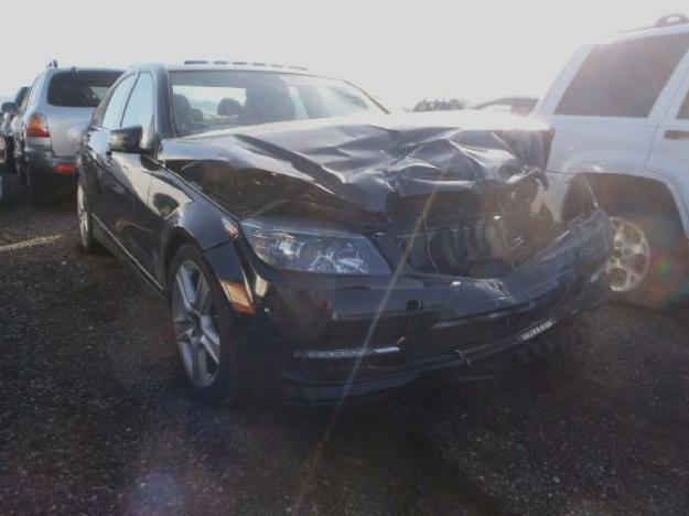 salvage_mercedes_benz_c300_3_0l_32_613222.jpeg