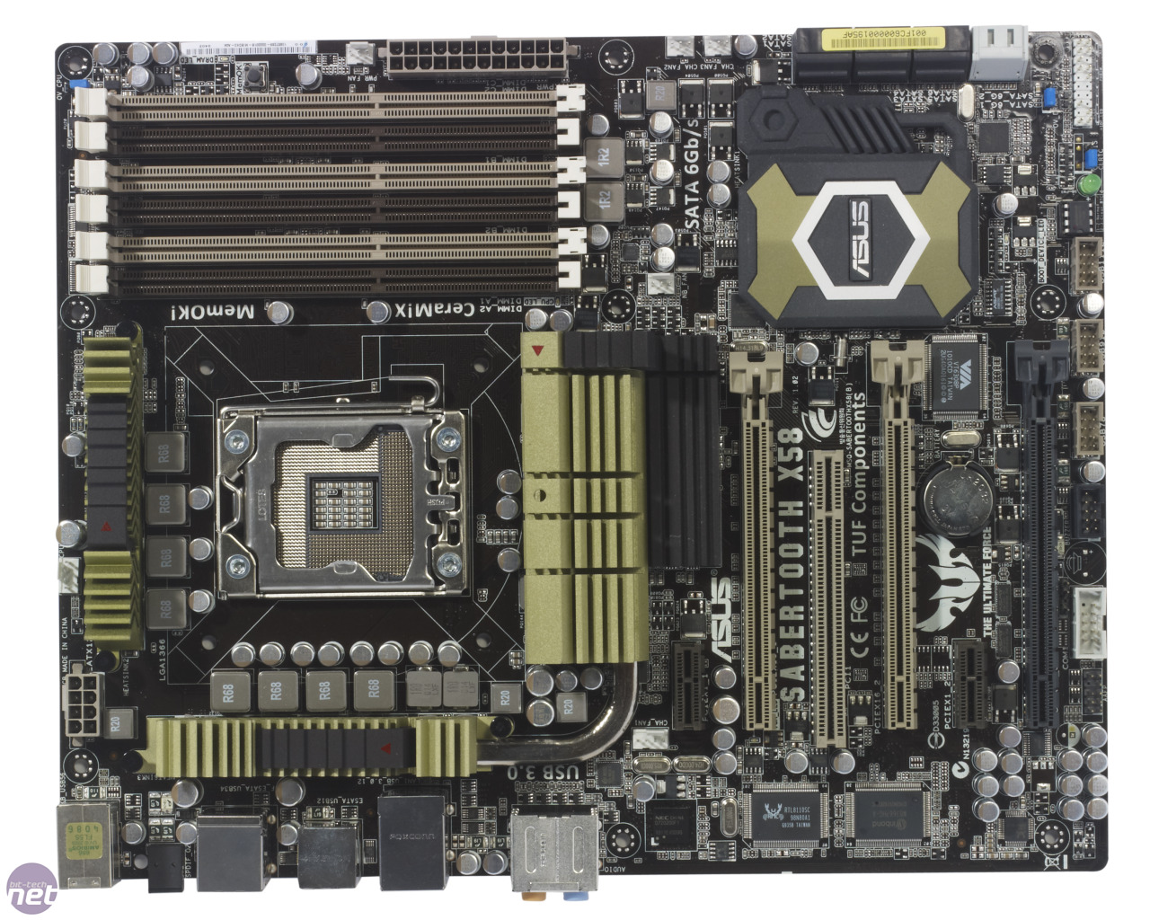 asus_sabertooth_12_l.jpg