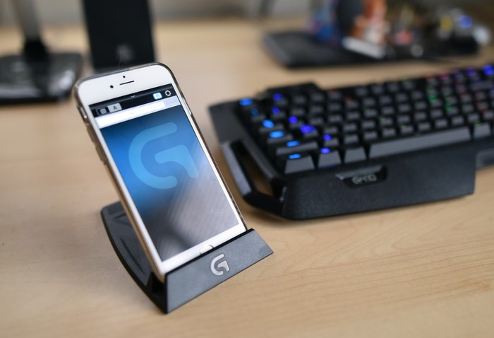 logitech_g410_atlas_spectrum_dock.jpg