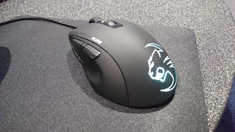 roccat_kone_pure_hero_by_m00n_breaker_d9jqppj.jpg
