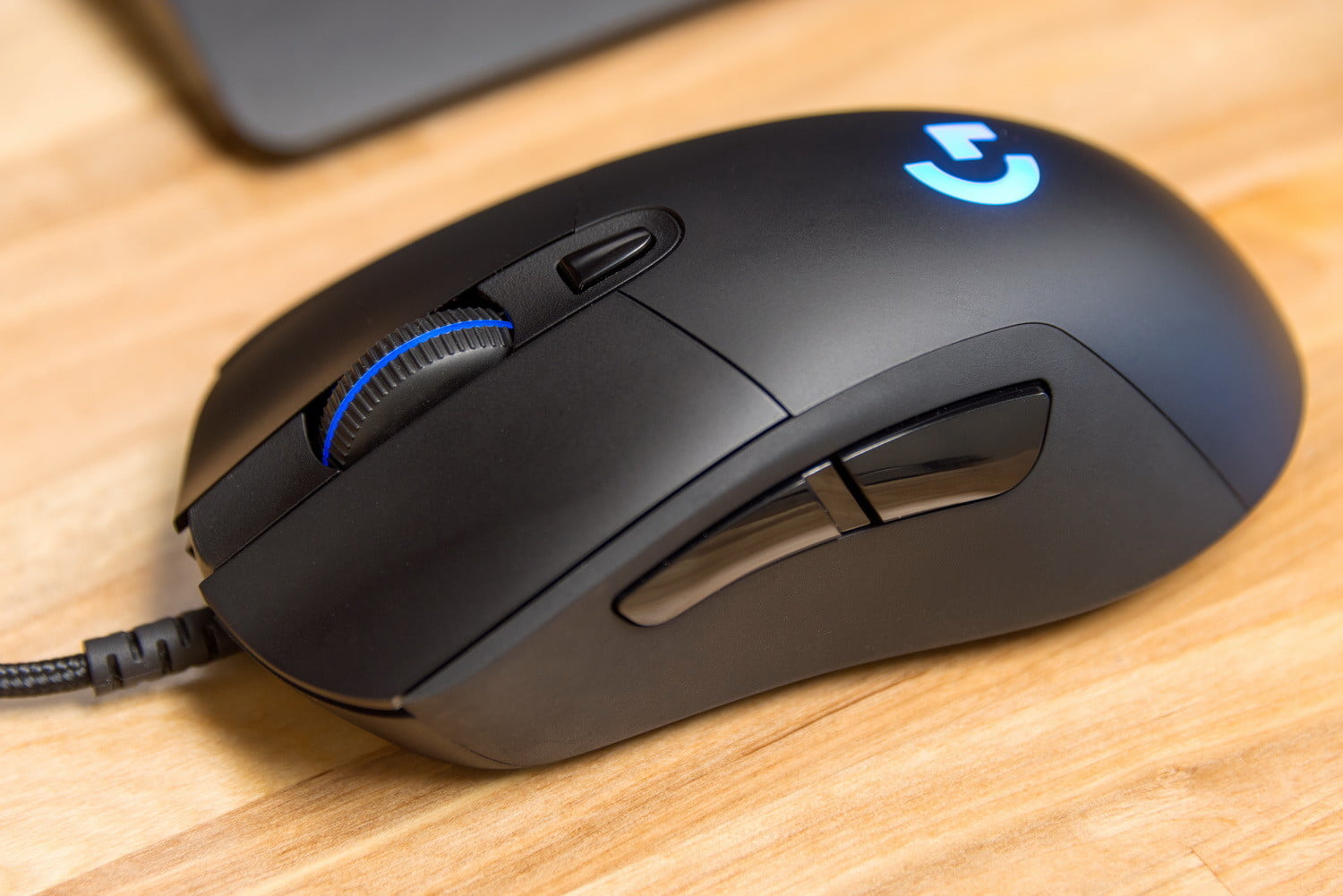 logitech_g403_prodigy_mouse_top2_1500x1001.jpg