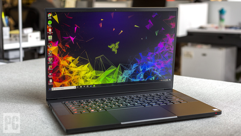 592725_razer_blade_2018.jpg