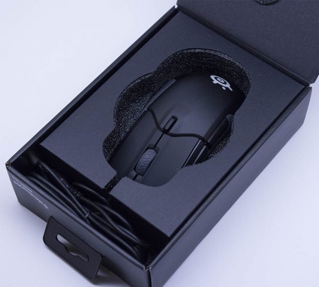 steelseriesrival310_retailbox_opened_645x619.jpg