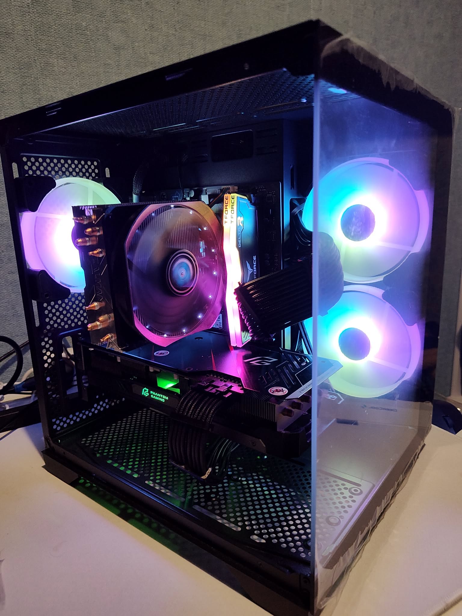 5600_5700xt_pc.jpg