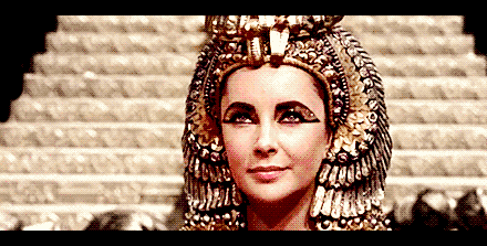 Liz_elizabeth_taylor_29969746_440_223.gif