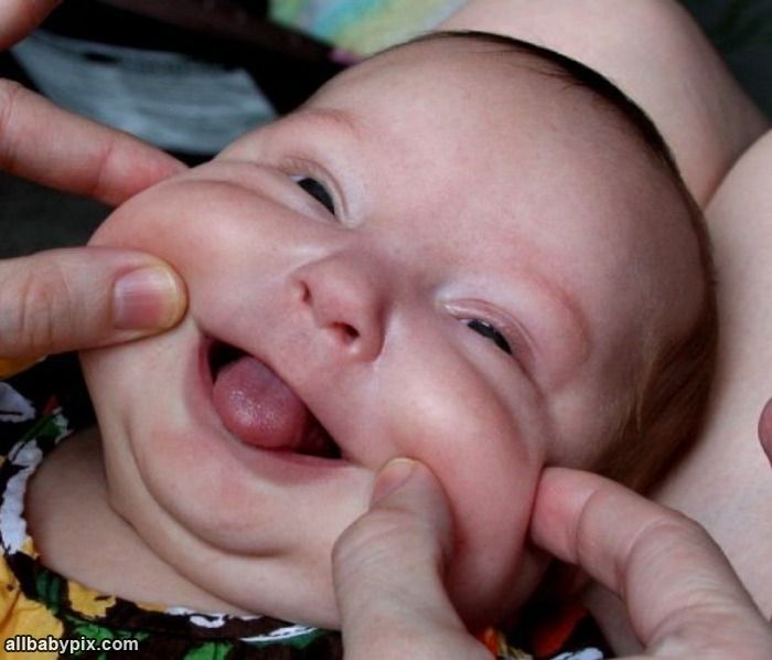 Cute_Huge_Smiles.jpg