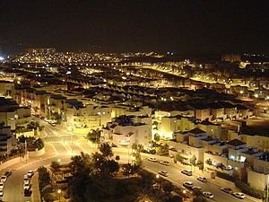 300px_Shimsoni__Modi_in_at_night.jpg