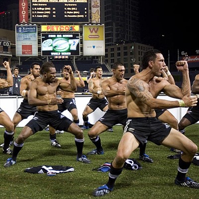 nzl_haka_in_usa_600_4402_sq_full_lnd.jpg