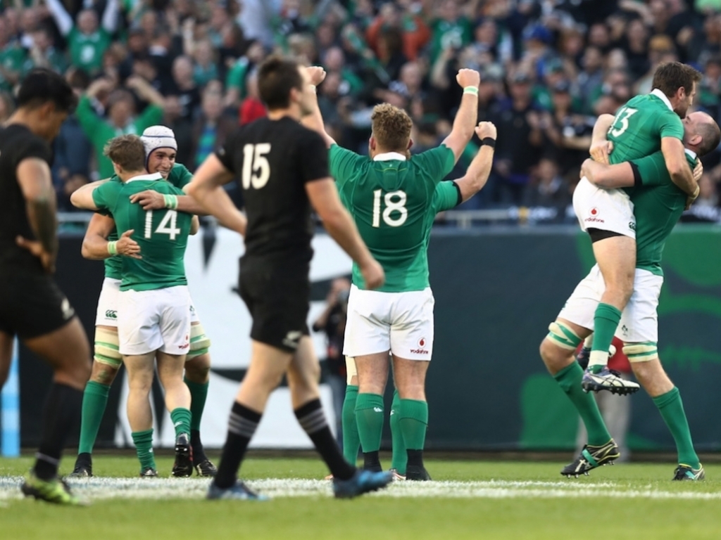 1022.6666666666666x767__origin__0x0_Ireland_celebrate_defeat_New_Zealand_2016.jpg