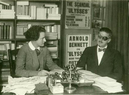 joyce_and_Sylvia_at_Sa___co.jpg