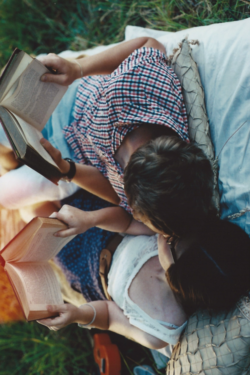 book_boy_couple_girl_Favim.com_597302.jpg