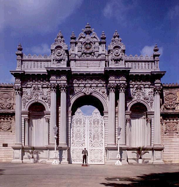 Dolmabahce.jpg